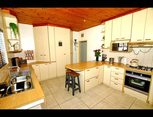 3 BEDROOM HOUSE FOR SALE IN SHIRLEY PARK